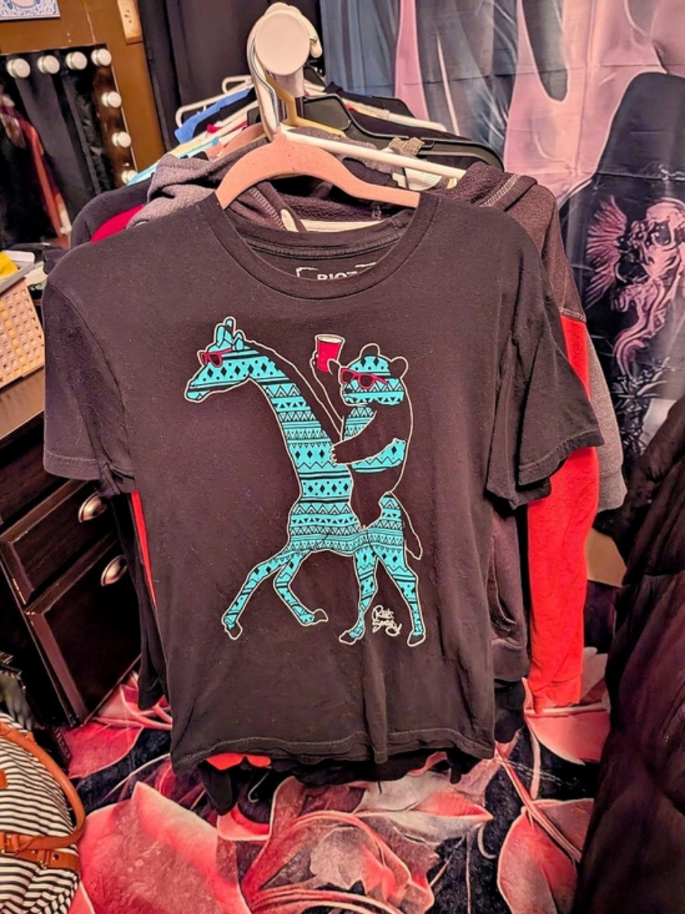 Riot Society Party Panda & Giraffe Tee Graphic Tee Black & Blue Small
